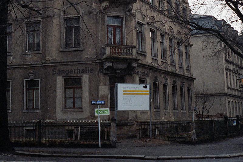 Dresden-Striesen, Augsburger Straße, 12-1993.jpg - Sängerhalle